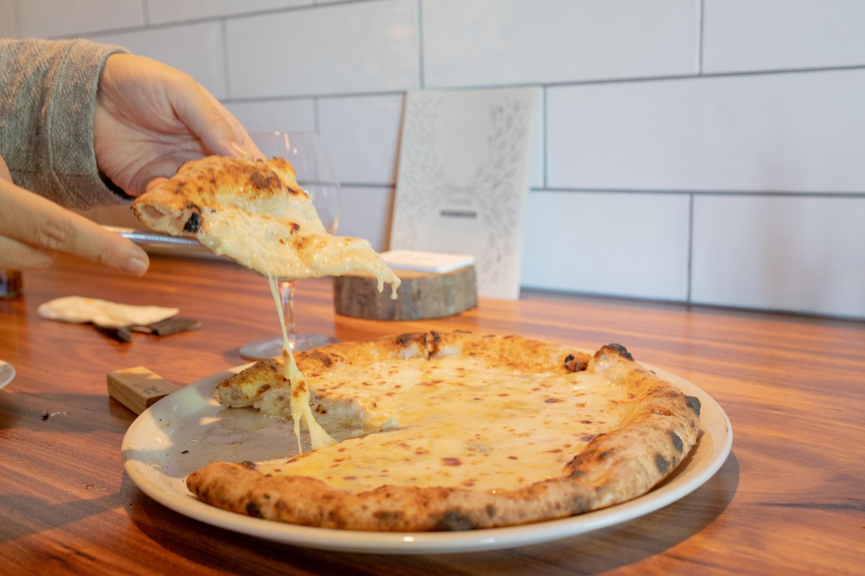 薪窯で焼いたモチモチ生地のピザが絶品！Pizzeria e Trattoria nodo（ノード）-1
