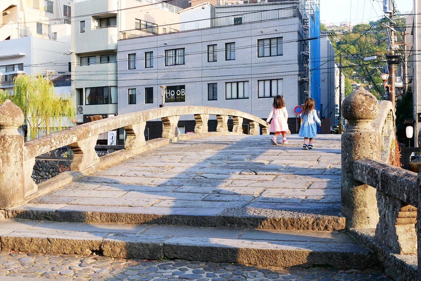 長崎市の中心部を流れる中島川に架かる眼鏡橋-2