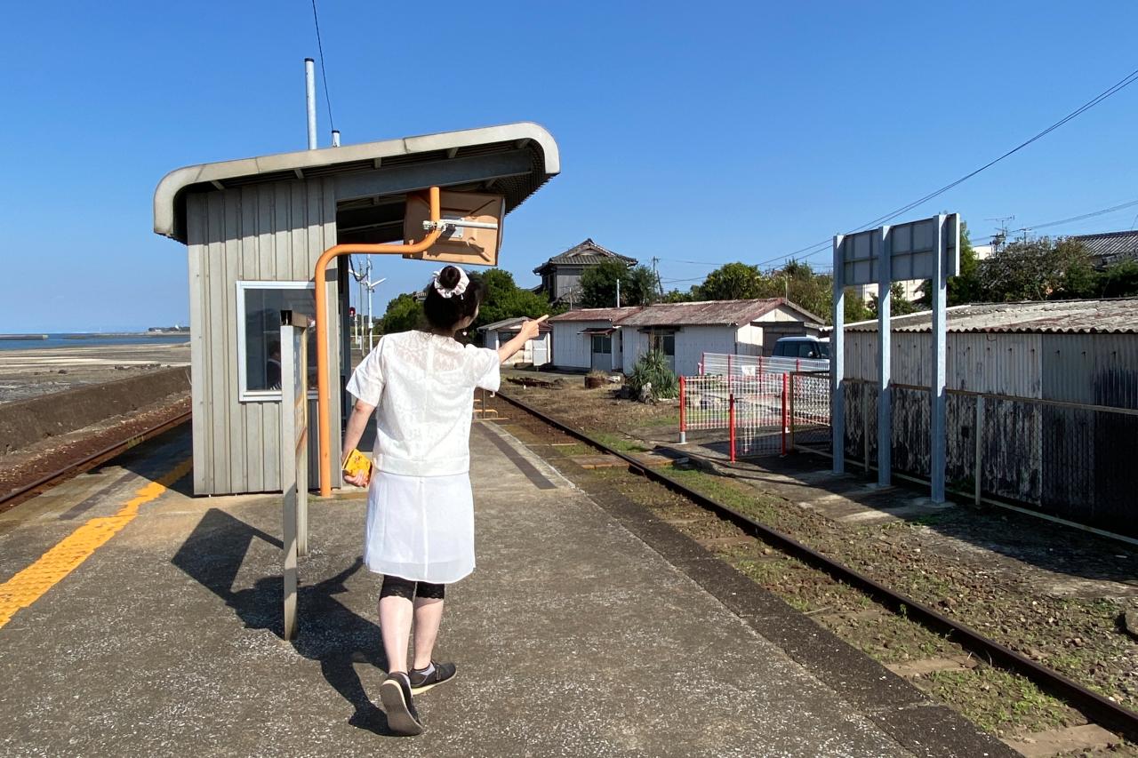 古部駅でよく見かけるポーズ-1