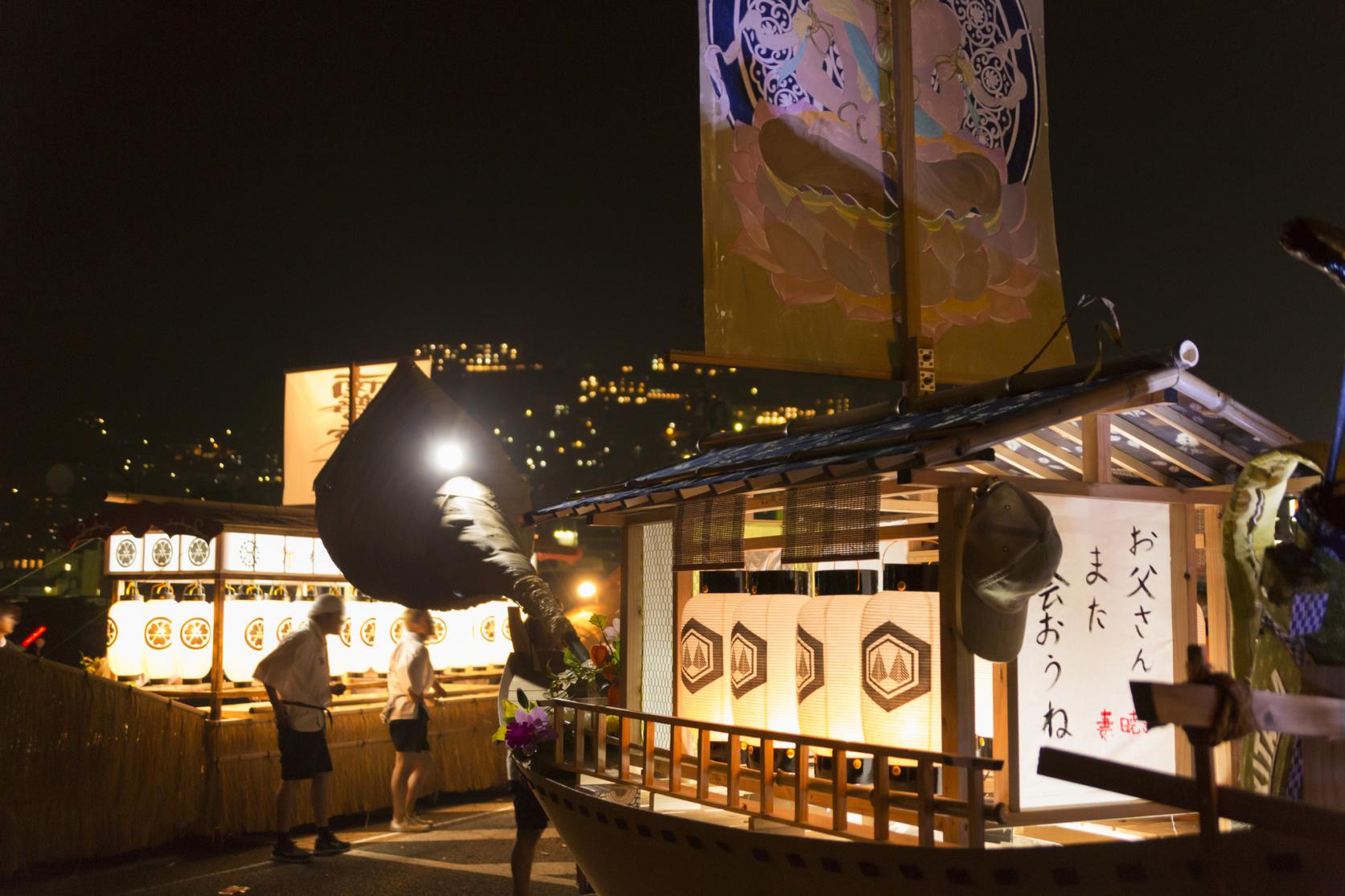 The Spirit Boat Procession / Shoronagashi-1