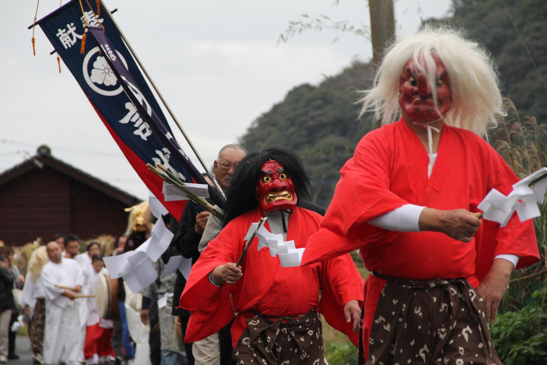 大宝郷の砂打ち（国選択無形民俗文化財）-1