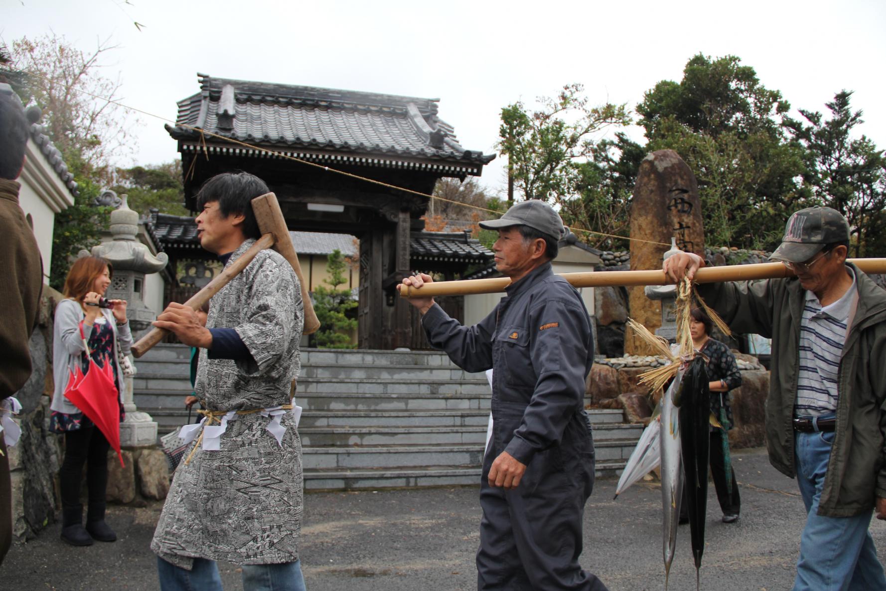 大宝郷の砂打ち（国選択無形民俗文化財）-2